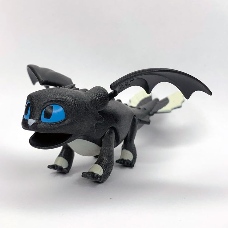 Dragón bebé negro